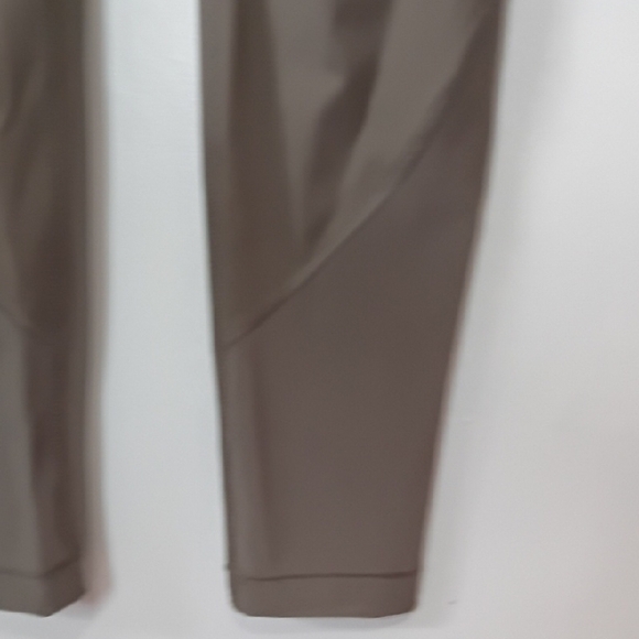 Reebok Gray Brown Speedwick Leggings High Waisted Medium - Picture 8 of 16